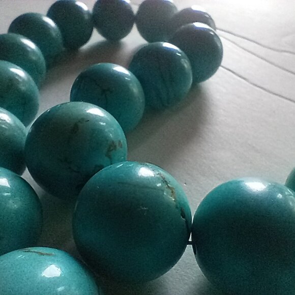 Vintage Native American 12mm Turquoise and Sterling Necklace - Picture 6 of 12